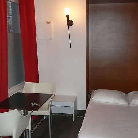 Bed & Coffee 3*